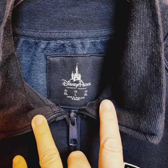 Disney World 2014 Sweatshirt/Jacket - Picture 3 of 5